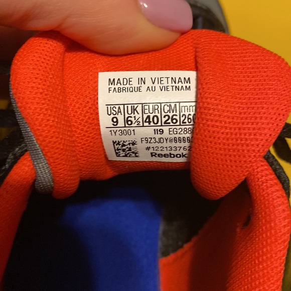 Bringing the 90’s fashion BACK!!!! - Picture 4 of 4